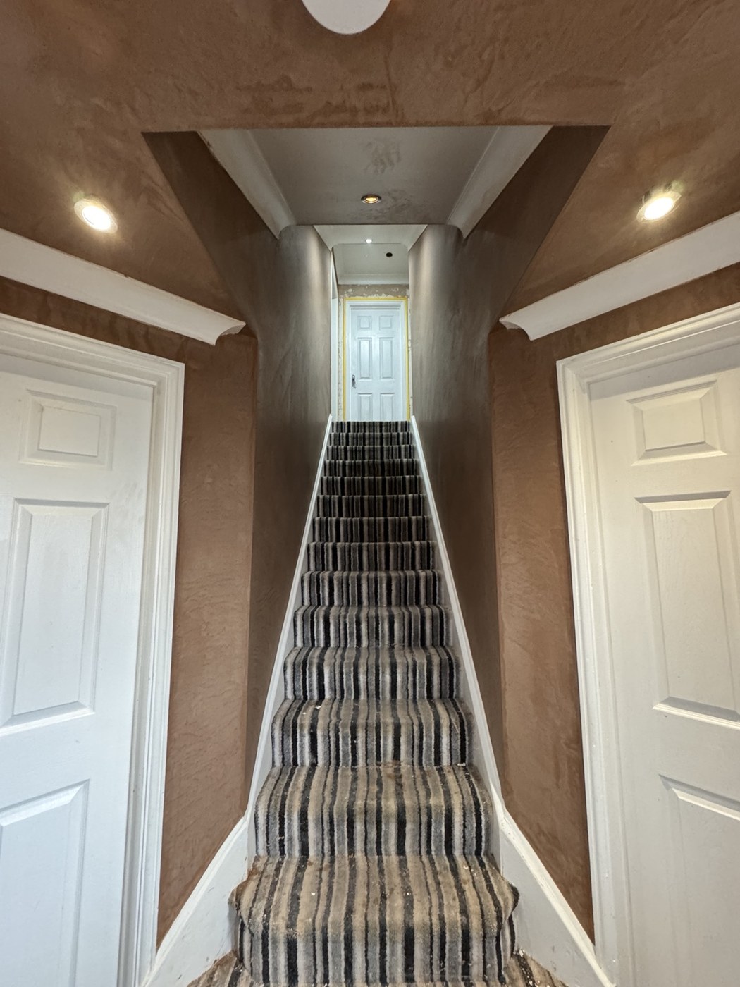 Smooth plastered staircase finish